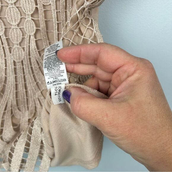Express Metallic Lace Tank Top Cami Front Lined Lace Cutout Rose Gold Sz XS - Picture 11 of 14